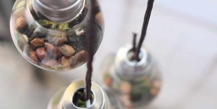 Cara membuat pot bunga dari barang bekas bohlam